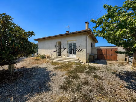 maison 3 chambres  véranda et grand terrain au calme