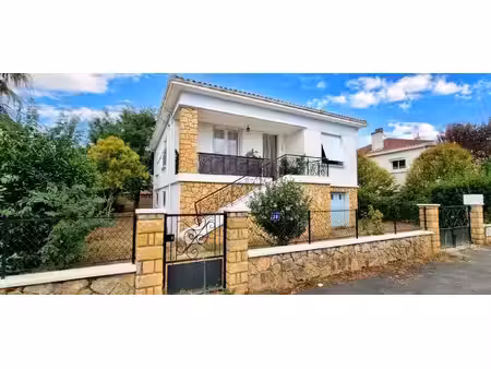 exclusivite : maison sur jardin louee 720 € / mois