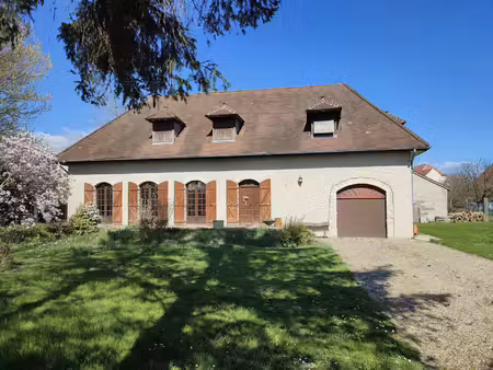 maison familiale atypique et spacieuse de 1973