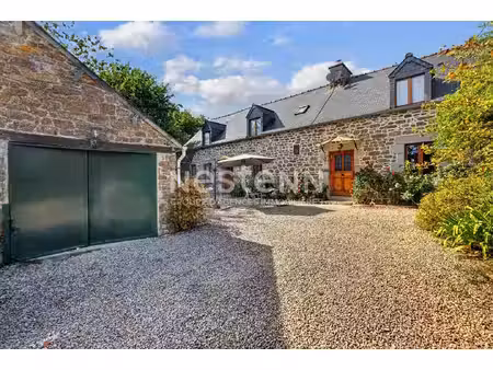 à vendre : longère de charme - penguily - 4 chambres avec de beaux espaces extérieurs