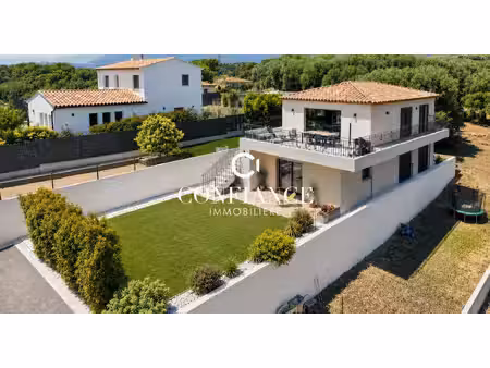villa neo provencale de 2021 - 120m² vue mer