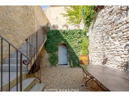 charmante maison de village avec bassin près d'uzès