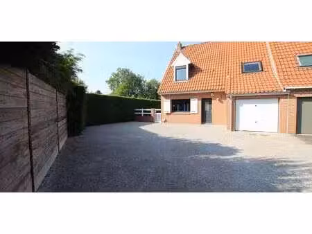 maison avec jardin et terrasse phalempin (59)