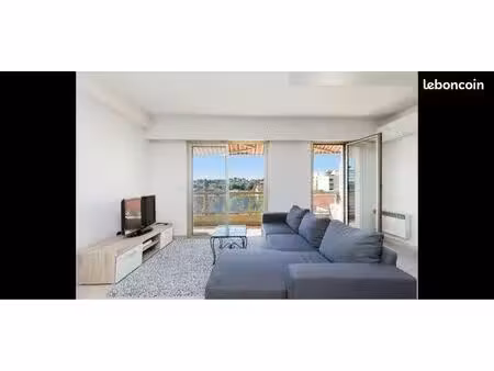 appartement de 55m2 avec deux chambres  tout équipé proche hyper centre d’antibes et gare