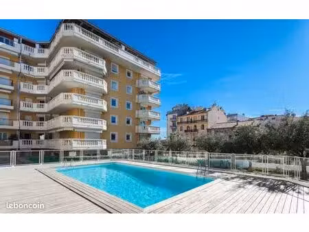 magnifique studio à 50m de la plage