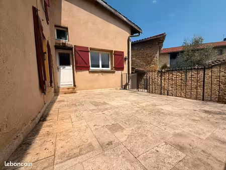 appartement 3 pièces 80 m²