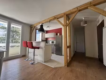orléans dunois - t2 meublé avec balcon et parking