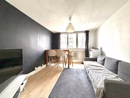 à louer - t3 meublé - saint-étienne  rue bergson