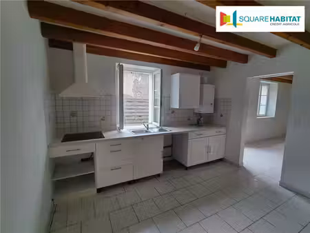 maison mitoyenne de ville en triplex