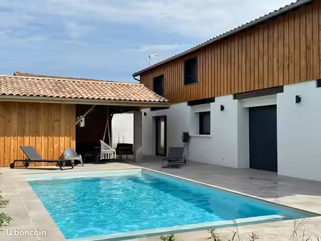 maison piscine dépendance arsac en plein centre