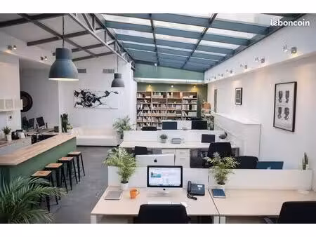 poste de travail en coworking sur nice saint roch