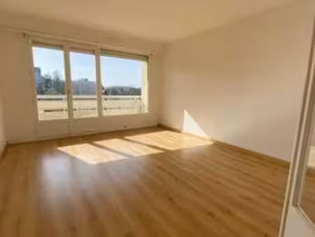 location appartement t1 à angers (49000) : à louer t1 / 39m² angers