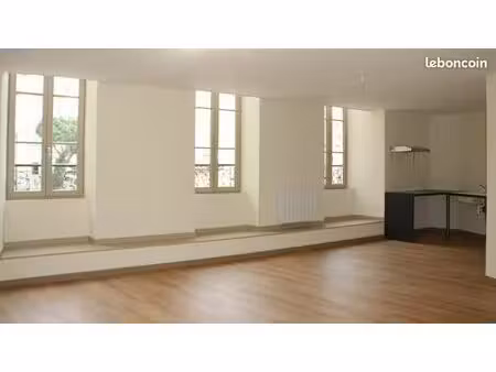 appartement t3 annonay proche mairie 80 m²