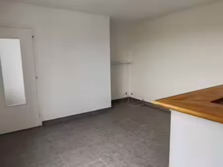 location appartement 2 pièces à chantonnay (85110) : à louer 2 pièces / 44m² chantonnay