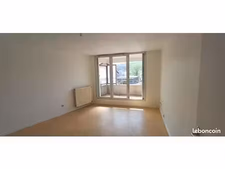appartement 3 pièces 70 m²