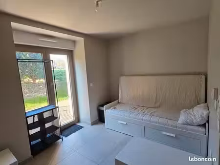 studio meublé 21m2 à louer - la baffe