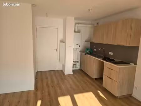appartement neuf non meublé 2 pièces 43 m² loggia centre ville melun proche place saint je