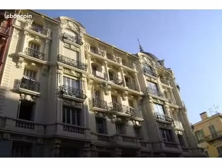 studio 1 pièce 21 m²