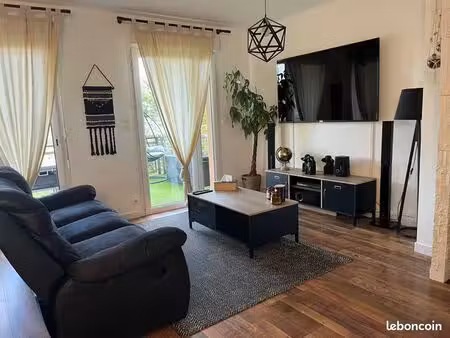 t3 meublé 80 m² – terrasse & jardin – vue panoramique sur rodez
