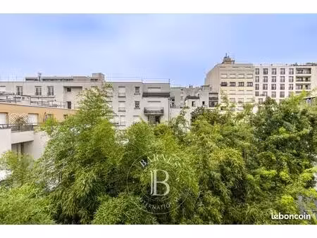 studio 1 pièce 29 m²