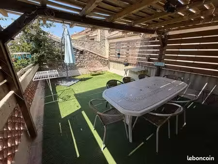 maison de village location saisonnière
