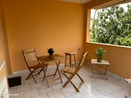 t2 meublé 69 m² – jardin & vue panoramique – rivière-salée