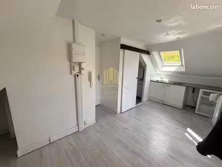 studio 1 pièce 10 m²
