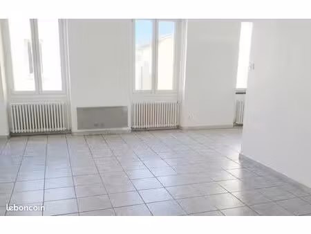 appartement t2 rénové – saint-vallier