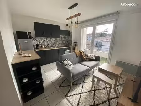 studio bis avec place de parking