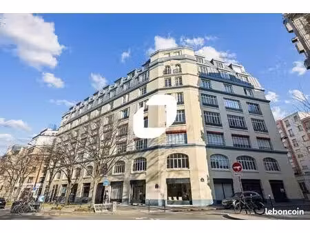 bureaux 436 m²