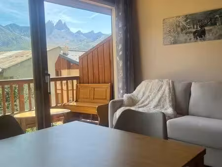 appartement meublé à louer à l’année – albiez le vieux