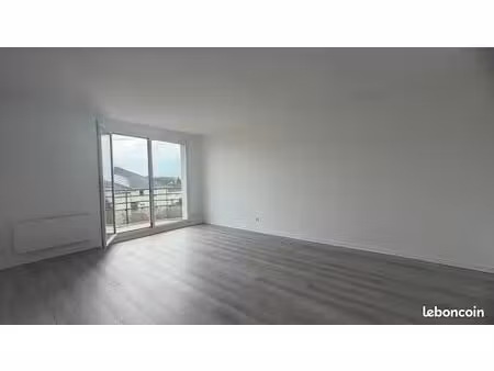 appartement 3 pièces 63 m²