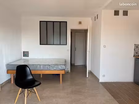 beau studio meublé étudiant à nice bas de cessole