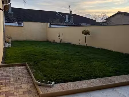grand appartement rez de chaussée