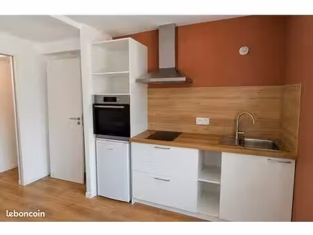 t2 meublé 27 m² – redon – proche cap nord – terrasse