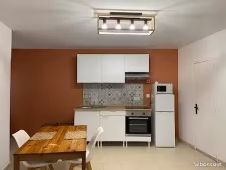 centre vaison - appartement début septembre