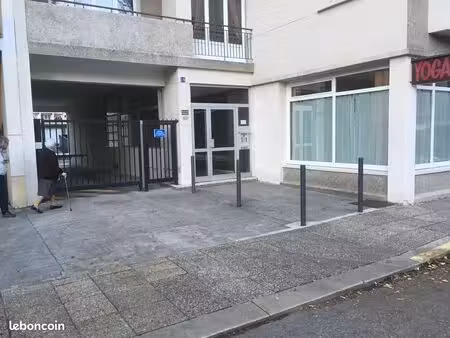 grenoble  box / garage sécurisé - quartier eaux claires