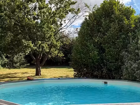 maison à louer avec piscine hors sol