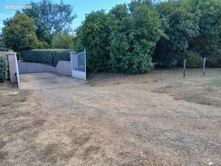 vends 2 bungalows sur terrain 1500m2