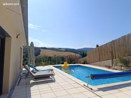 villa 2021 – 154 m² + studio – piscine – garage 100 m² – vue dégagée