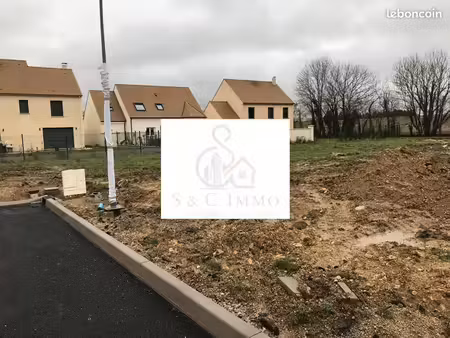 terrain 236 m² noiseau