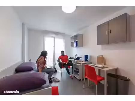 studio 1 pièce 18 m²