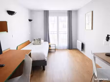 studio 1 pièce 20 m²