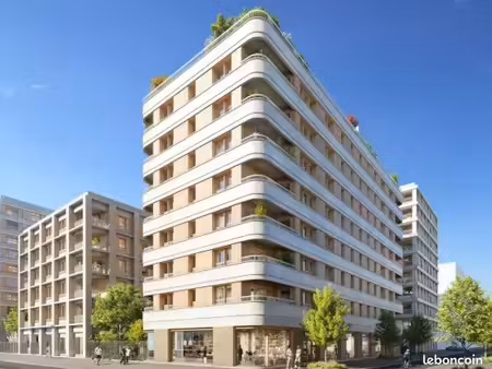 local commercial 247 m²