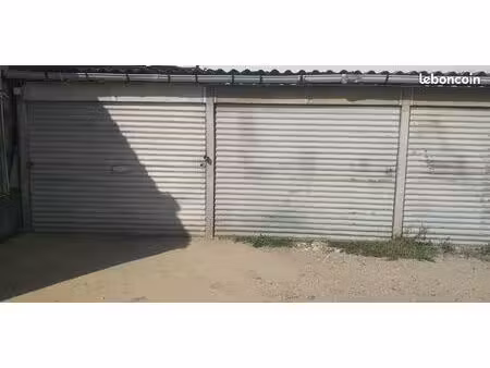 vend garage box