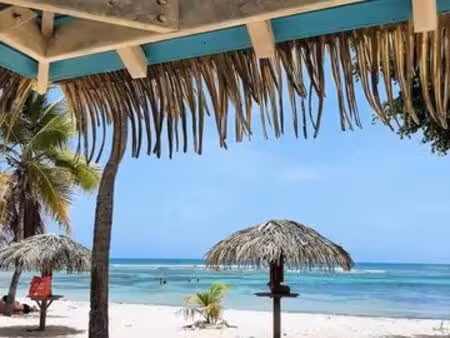 av apt au domaine anse des rochers st françois-guadeloupe
