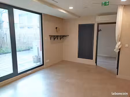 location bureaux et locaux professionnels 106 m² métro église de pantin parfait pour cabin