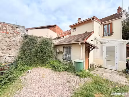 maison de ville 2 pièces 61 m²