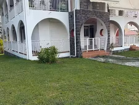 location bas de villa - baie-mahault