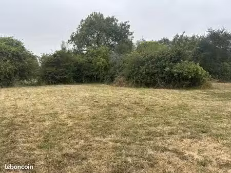 terrain 1 100 m² cherac